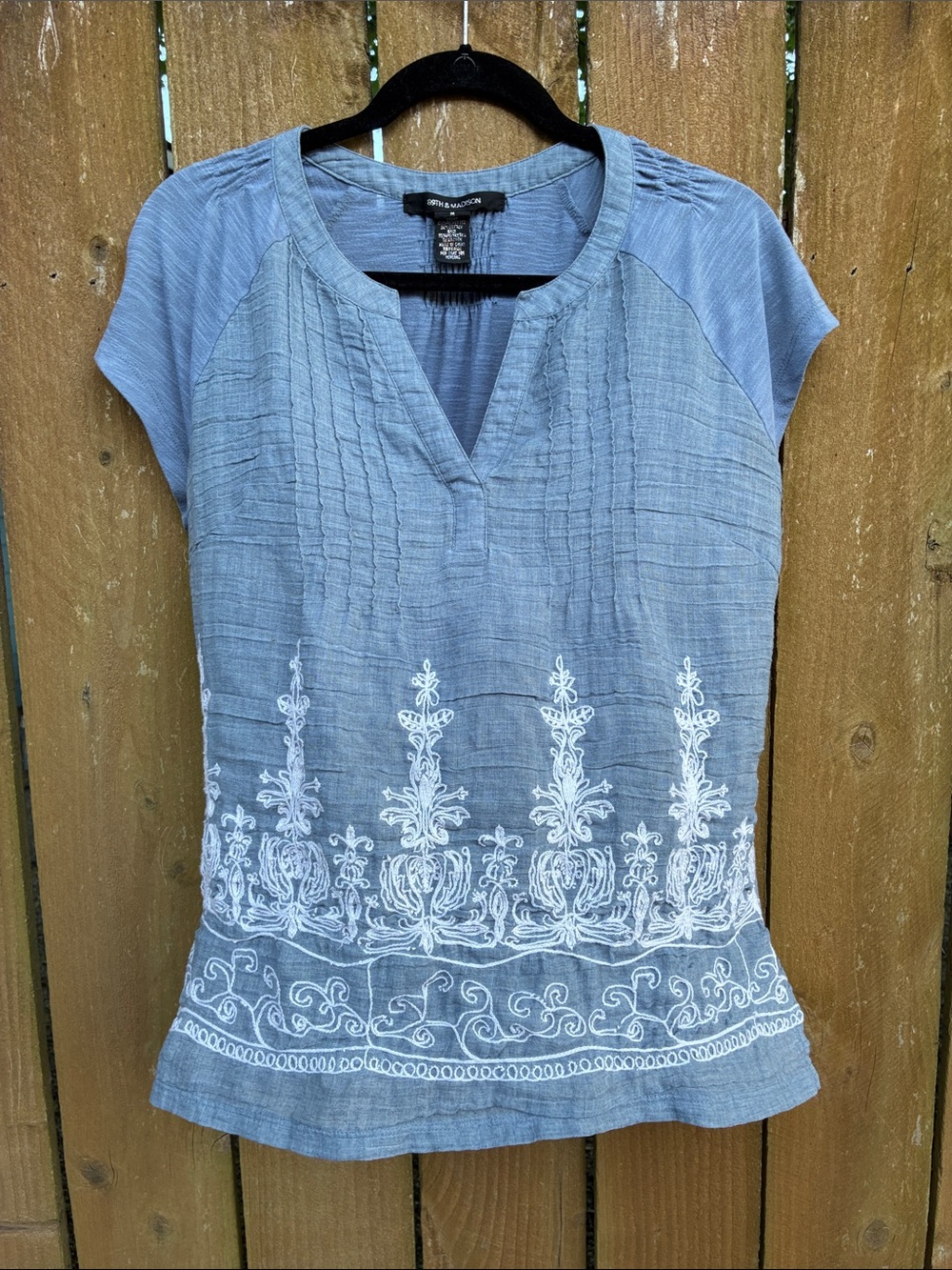 89th & Madison Blue with white Embroidered Short Sleeve Top  v neck